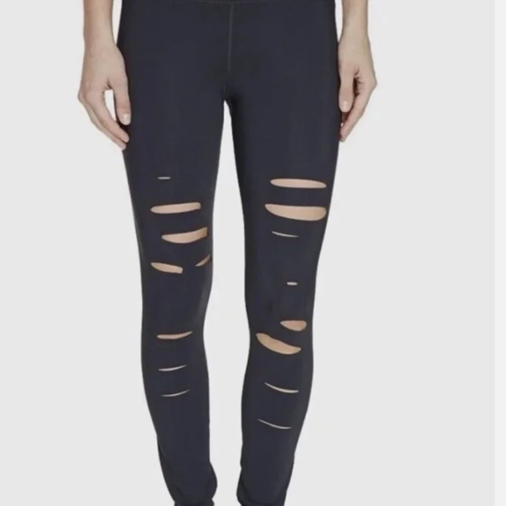 Alo Yoga High Waisted Ripped Warrior Leggings Black Full Length Women’s Small